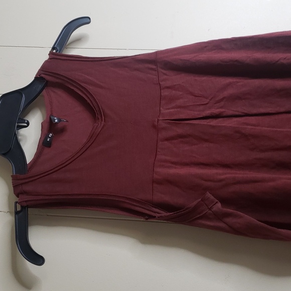 Koral Sleeveless Workout  Tunk Burgundy Small - Picture 4 of 7